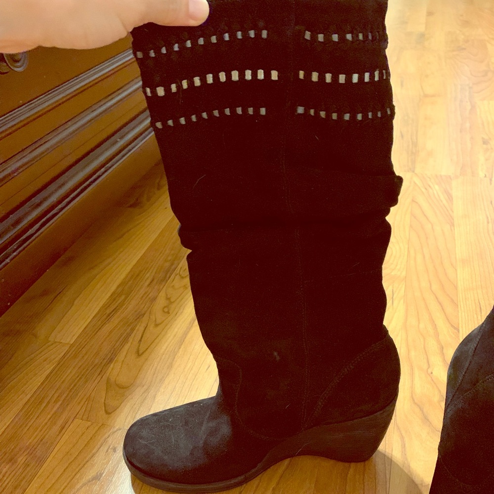 Black Boots